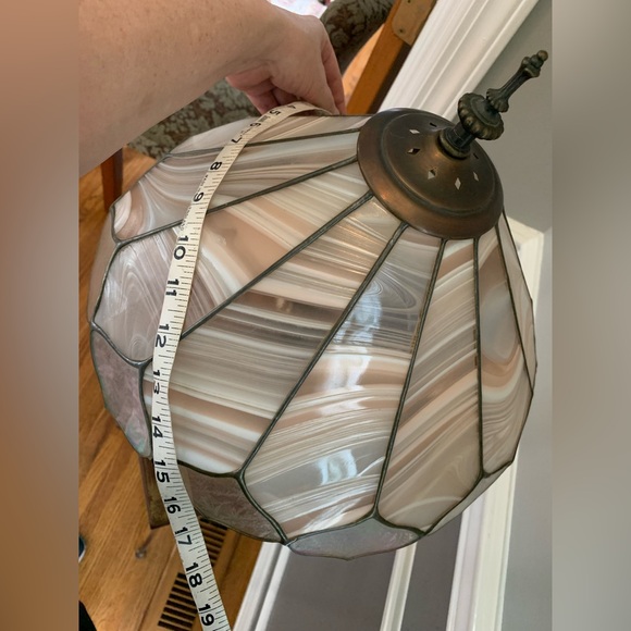 Vintage Tiffany Style Table Lamp Neutral Toned Opaque Swirl Glass 18” - Picture 6 of 10